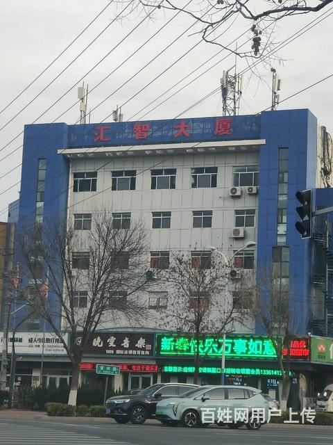 曹州路与运河路交叉口汇智大厦楼层出租，水电暖齐全。